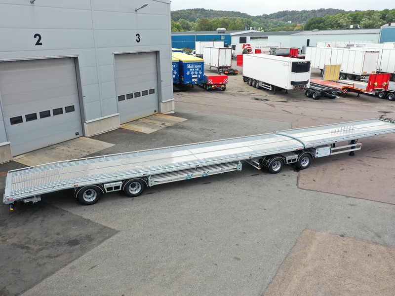 Helgalvad special link och trailer för husvagnstransport från sida 